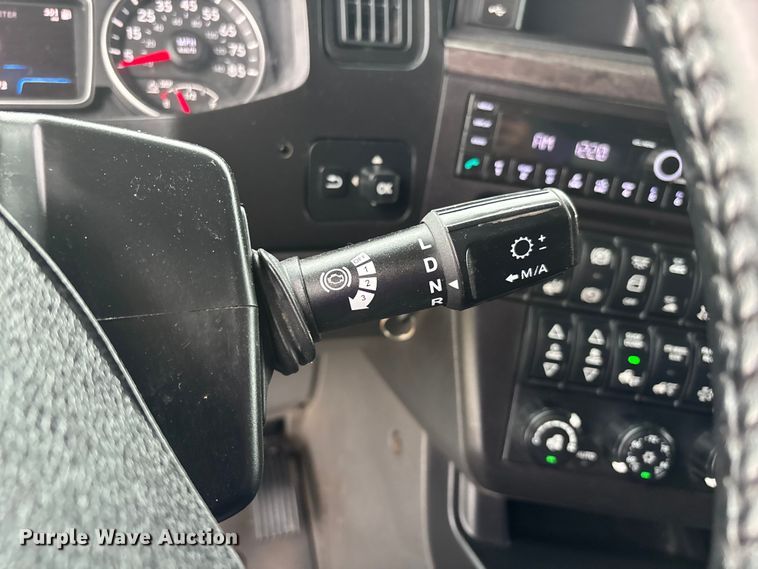 image for item ER3054 2023 International LT625 semi truck