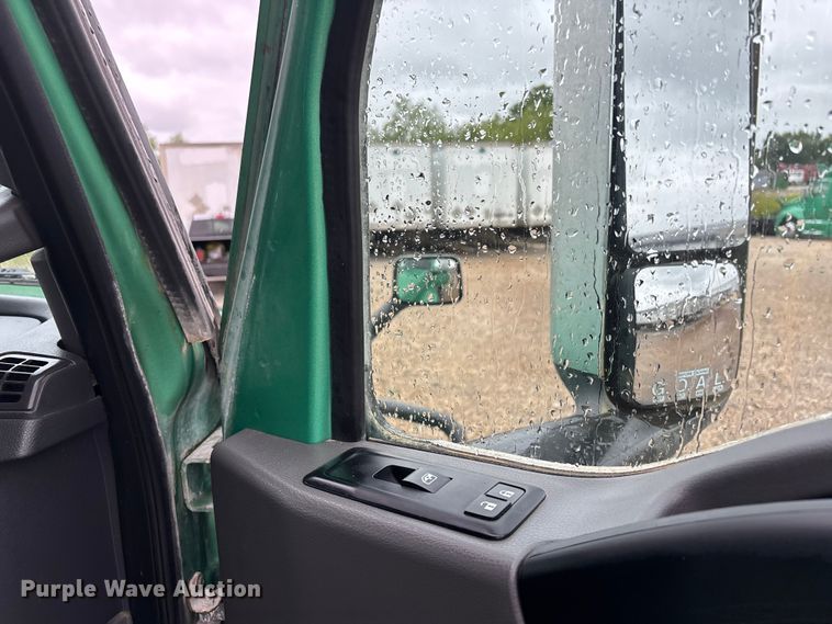 image for item ER3054 2023 International LT625 semi truck