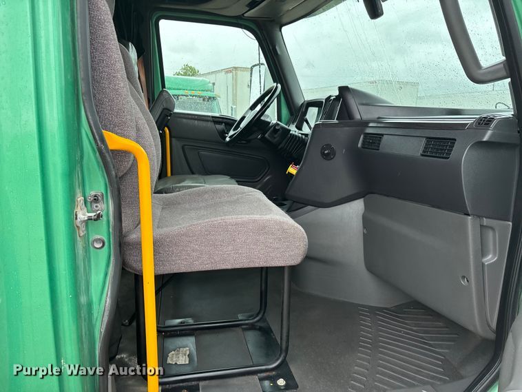 image for item ER3054 2023 International LT625 semi truck