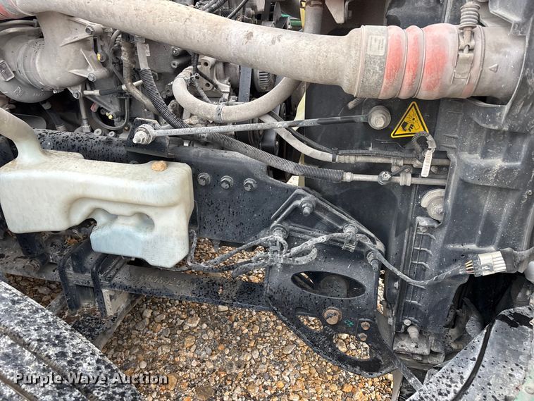 image for item ER3054 2023 International LT625 semi truck