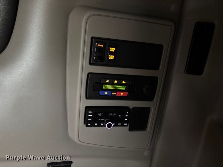 image for item ER3055 2022 International LT625 semi truck