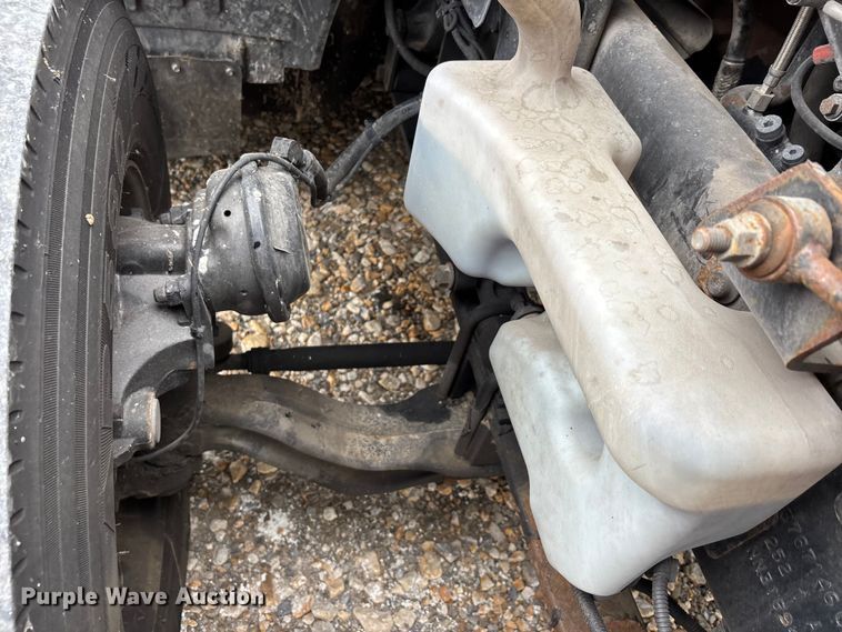 image for item ER3055 2022 International LT625 semi truck