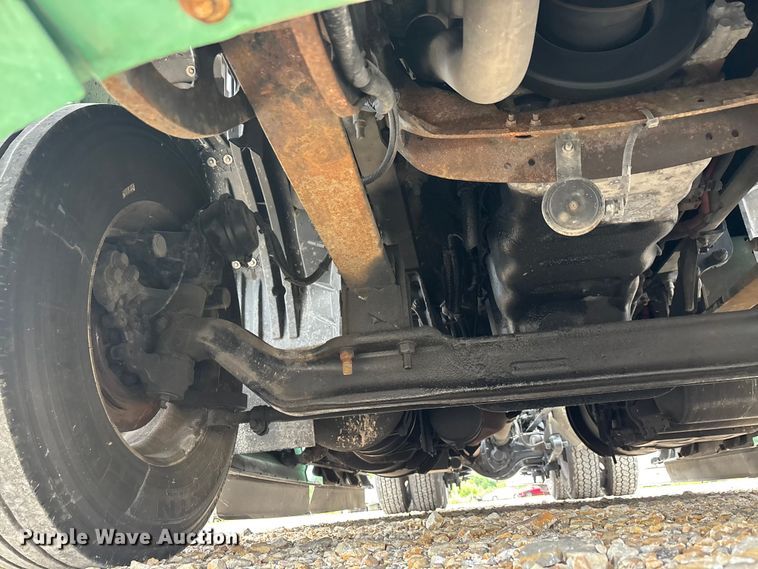 image for item ER3055 2022 International LT625 semi truck