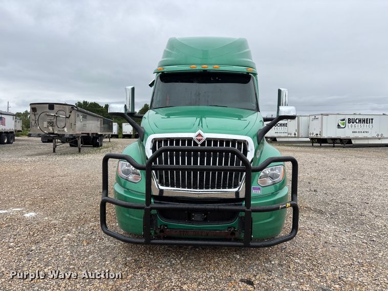 image for item ER3056 2024 International LT625 semi truck
