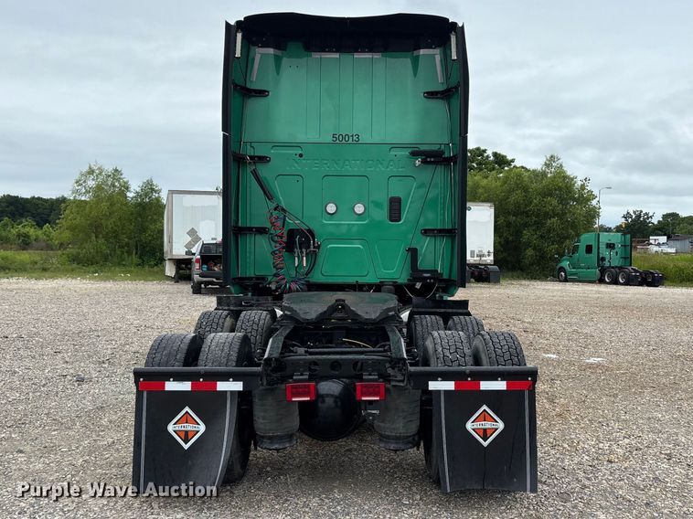 image for item ER3056 2024 International LT625 semi truck