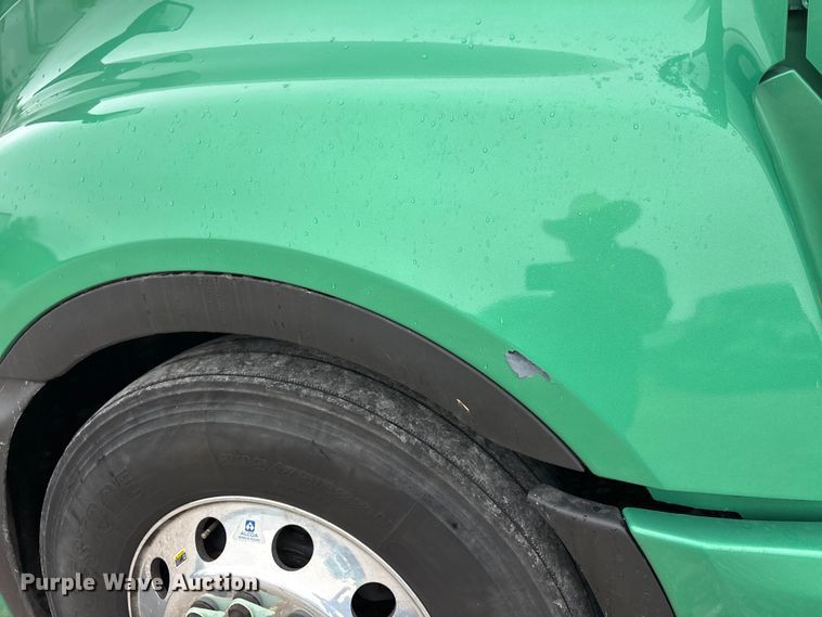 image for item ER3056 2024 International LT625 semi truck