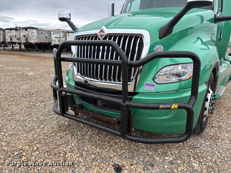 image for item ER3056 2024 International LT625 semi truck