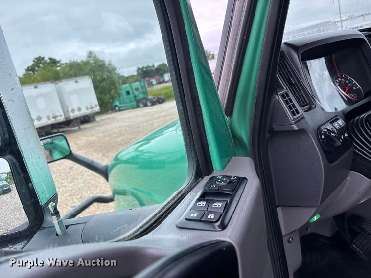 image for item ER3056 2024 International LT625 semi truck