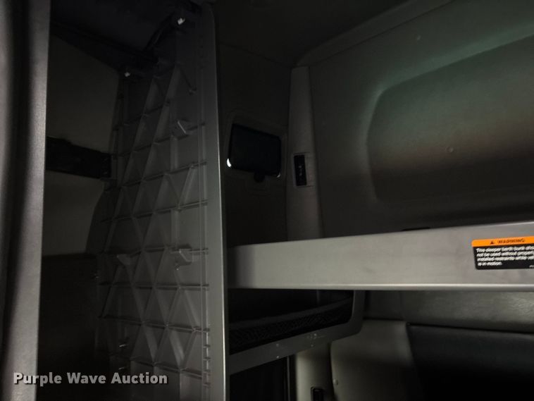 image for item ER3056 2024 International LT625 semi truck