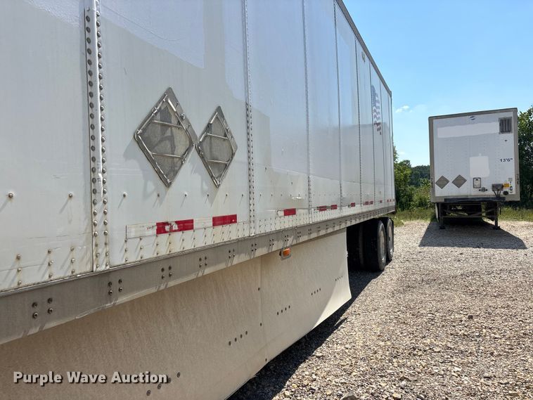 image for item ER3089 2011 Wabash dry van trailer