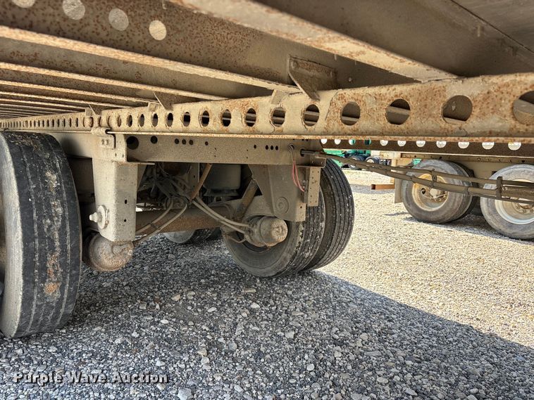image for item ER3089 2011 Wabash dry van trailer