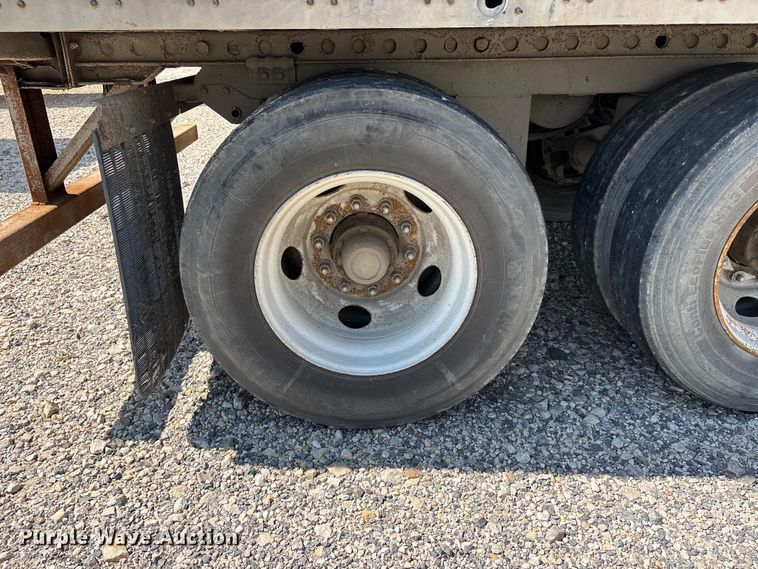 image for item ER3089 2011 Wabash dry van trailer