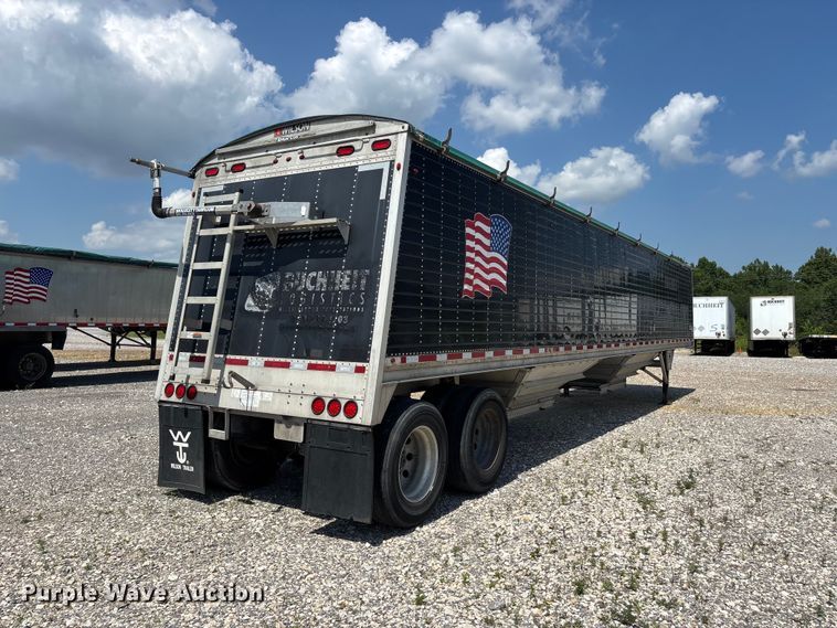 image for item ER3090 2020 Wilson DWH-650CB grain trailer