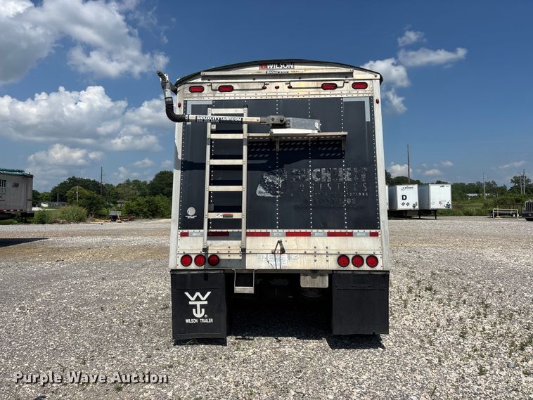 image for item ER3090 2020 Wilson DWH-650CB grain trailer