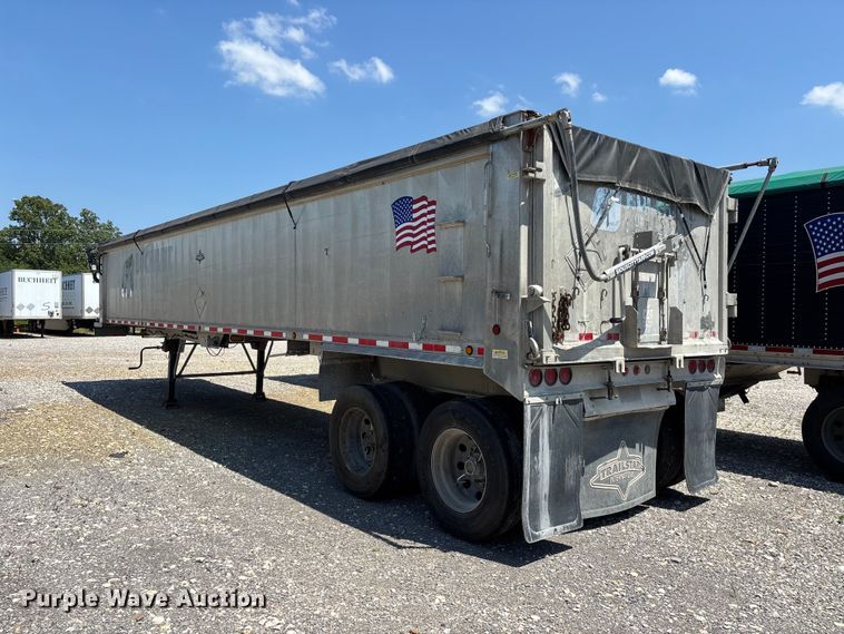 image for item ER3096 2016 Trailstar International end dump trailer