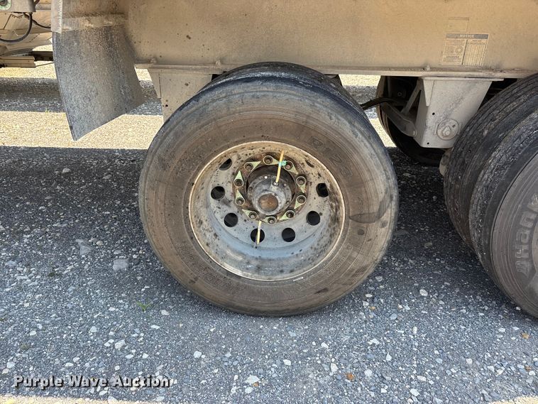 image for item ER3096 2016 Trailstar International end dump trailer