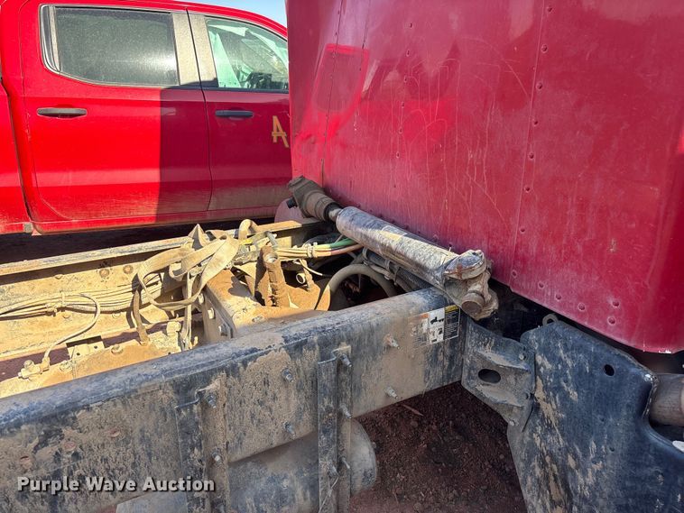 image for item ER7668 2016 Kenworth T270 truck cab and chassis