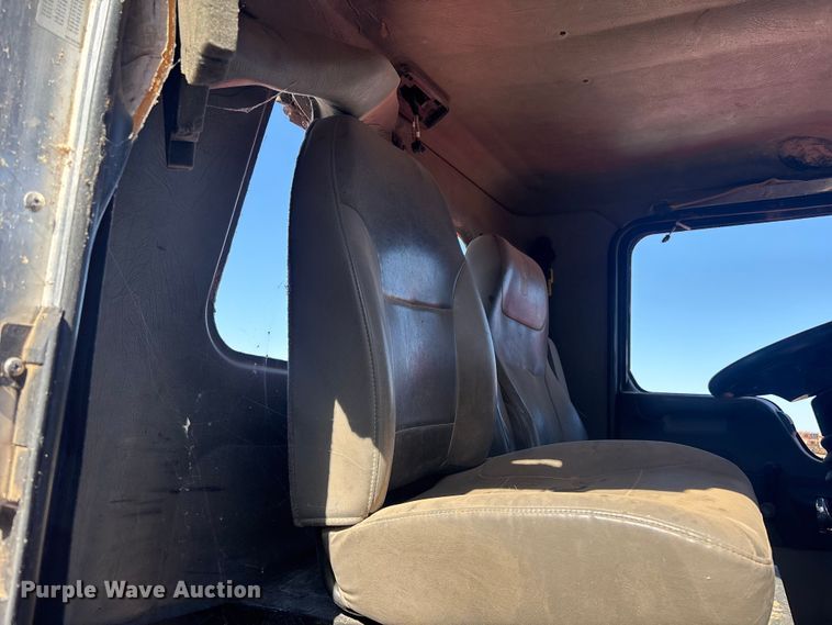 image for item ER7668 2016 Kenworth T270 truck cab and chassis
