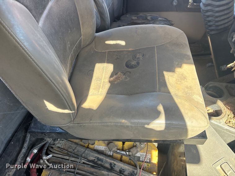 image for item ER7668 2016 Kenworth T270 truck cab and chassis