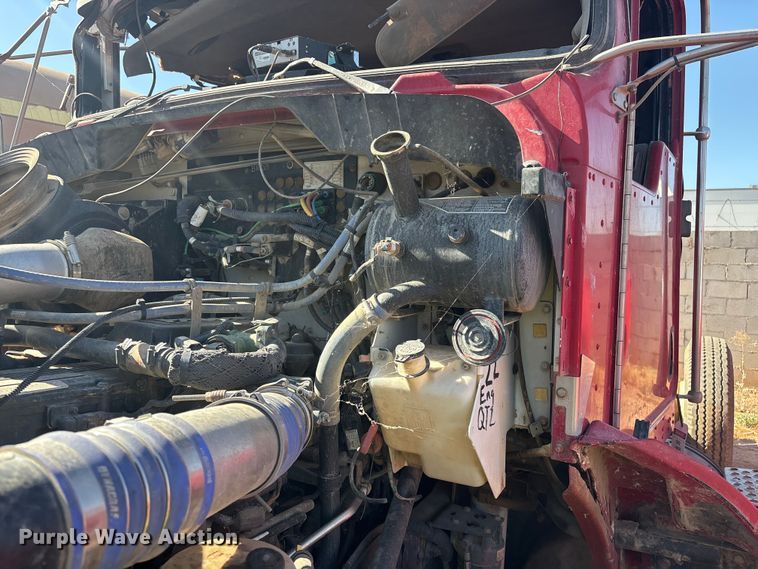 image for item ER7668 2016 Kenworth T270 truck cab and chassis