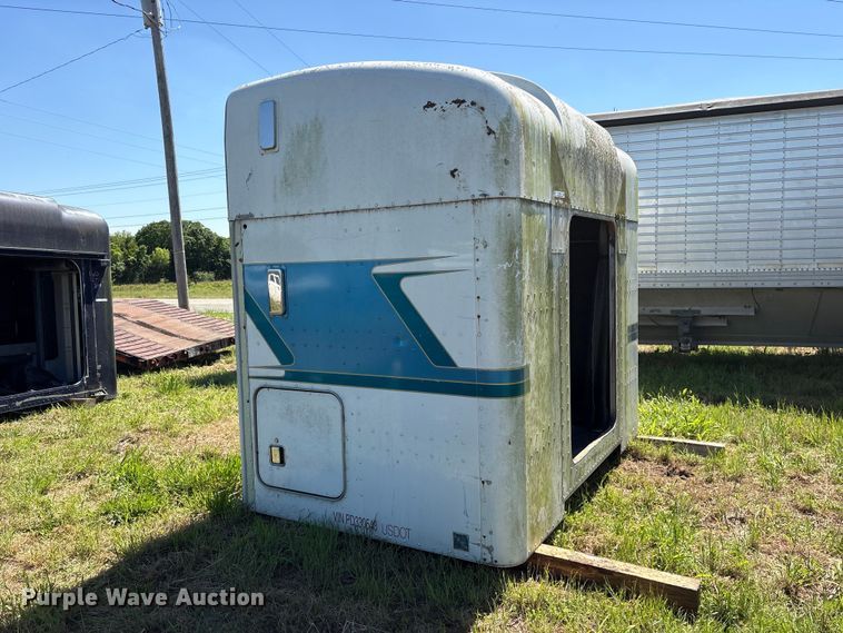 image for item ET2064 Sleeper cab