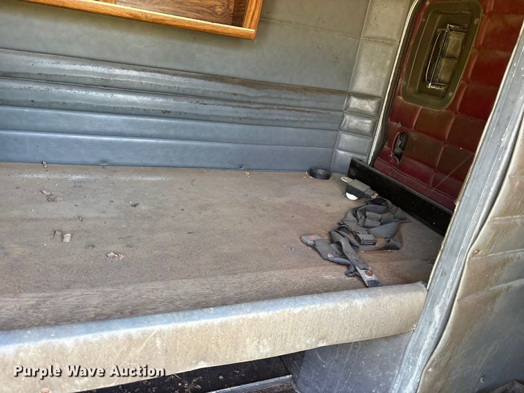 image for item ET2064 Sleeper cab