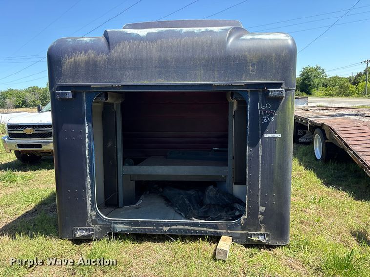 image for item ET2065 Sleeper cab