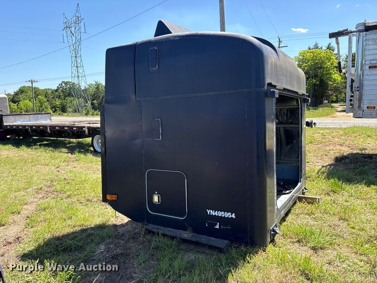 image for item ET2065 Sleeper cab