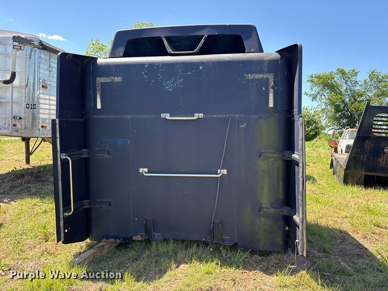 image for item ET2065 Sleeper cab