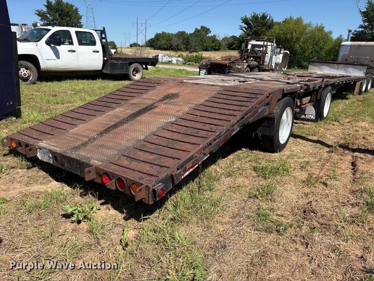 image for item ET2067 1997 Trail King Industries TK70LCS-482 drop deck equipment trailer