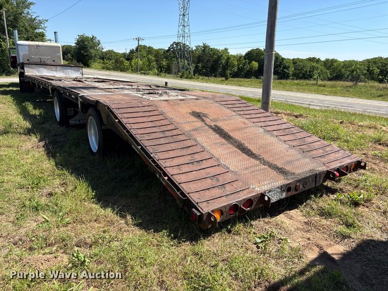 image for item ET2067 1997 Trail King Industries TK70LCS-482 drop deck equipment trailer