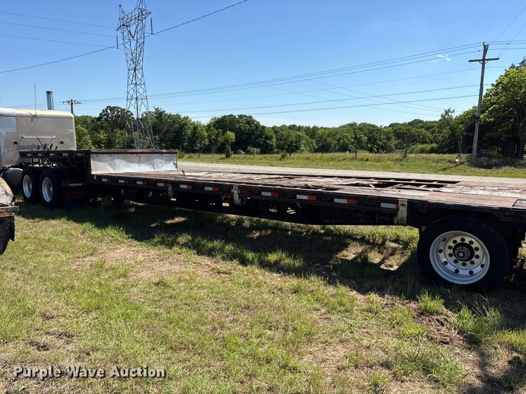 image for item ET2067 1997 Trail King Industries TK70LCS-482 drop deck equipment trailer