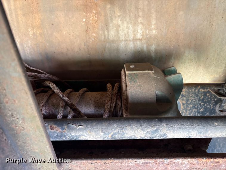 image for item ET2067 1997 Trail King Industries TK70LCS-482 drop deck equipment trailer