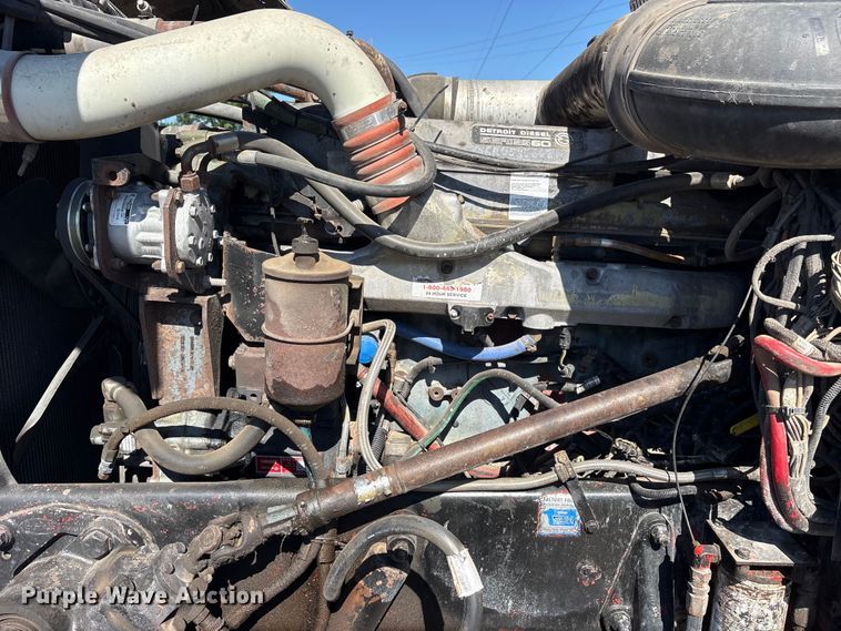 image for item ET2068 1995 Peterbilt 379 semi truck