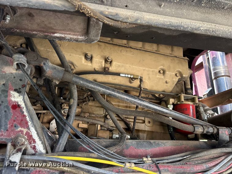 image for item ET2230 1979 Peterbilt 352 semi truck