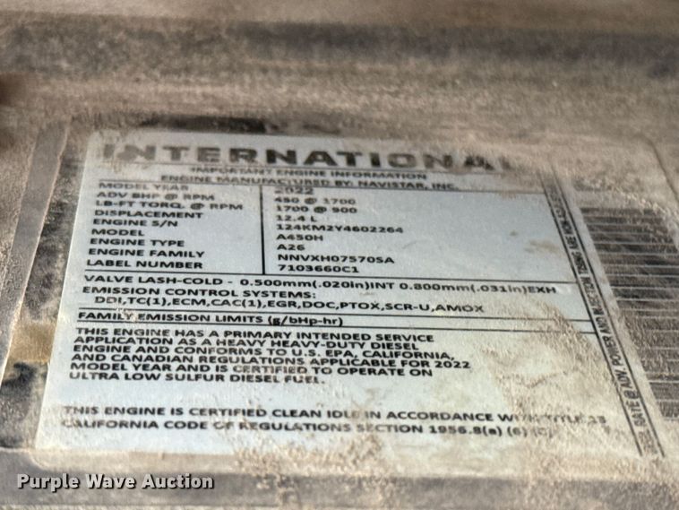 image for item ET6364 2023 International LT625 semi truck