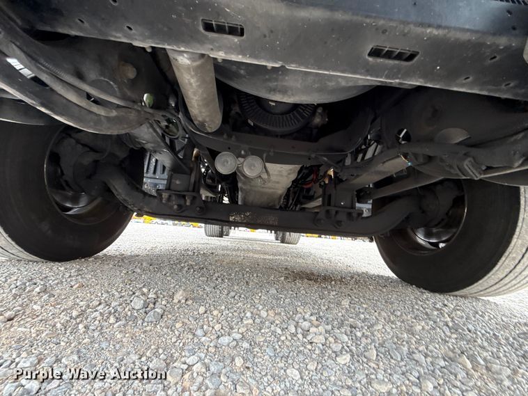 image for item ET6364 2023 International LT625 semi truck