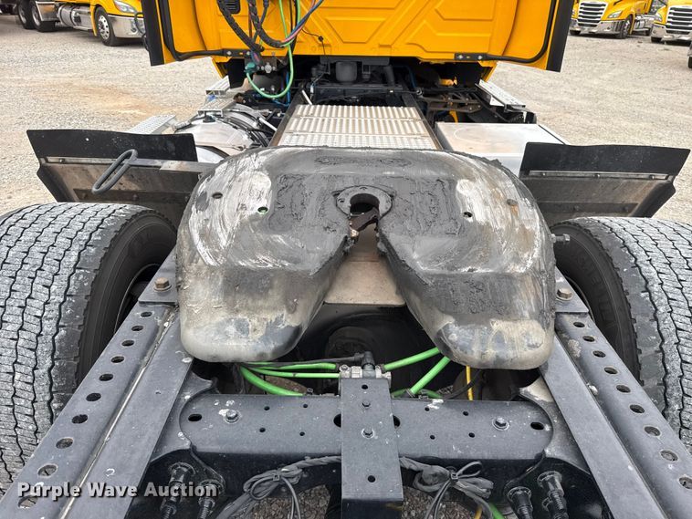 image for item ET6366 2024 International LT625 semi truck