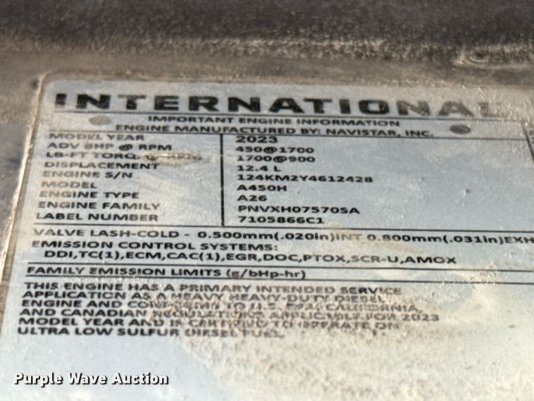 image for item ET6366 2024 International LT625 semi truck
