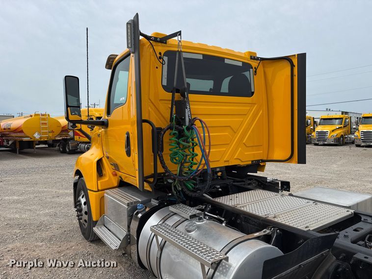 image for item ET6367 2023 International LT625 semi truck