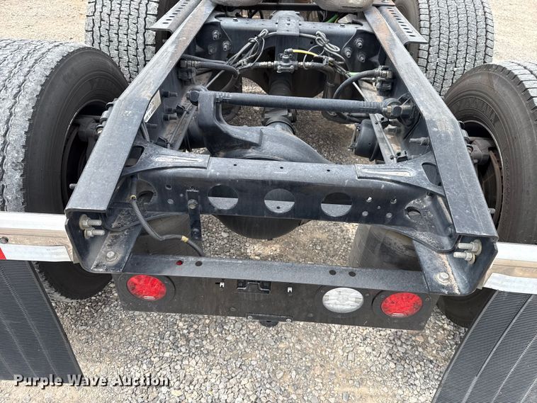 image for item ET6367 2023 International LT625 semi truck
