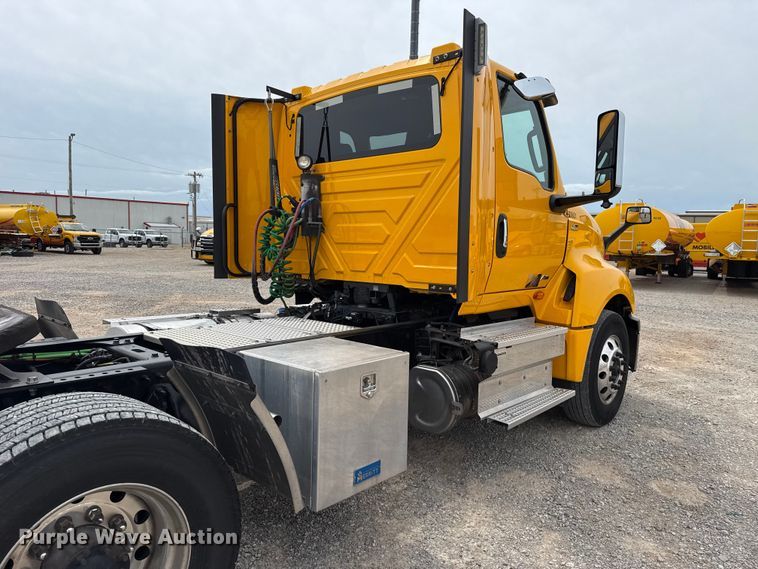 image for item ET6367 2023 International LT625 semi truck