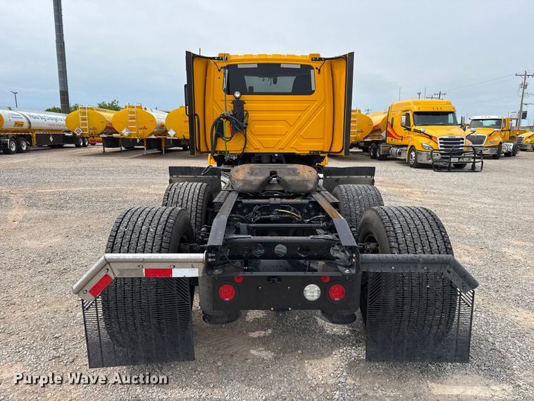 image for item ET6368 2023 International LT625 semi truck