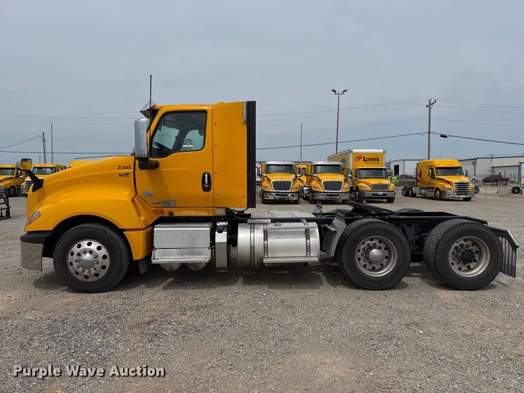 image for item ET6368 2023 International LT625 semi truck