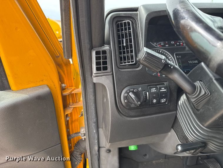 image for item ET6368 2023 International LT625 semi truck
