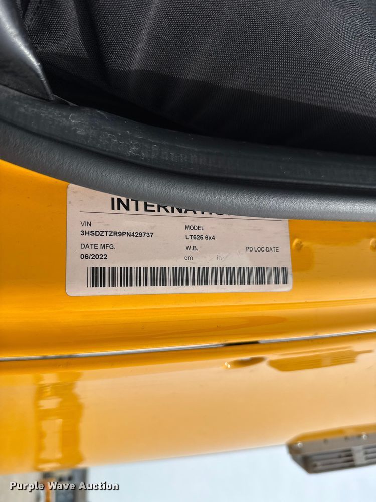 image for item ET6368 2023 International LT625 semi truck
