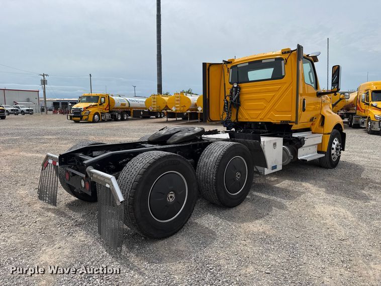 image for item ET6369 2023 International LT625 semi truck