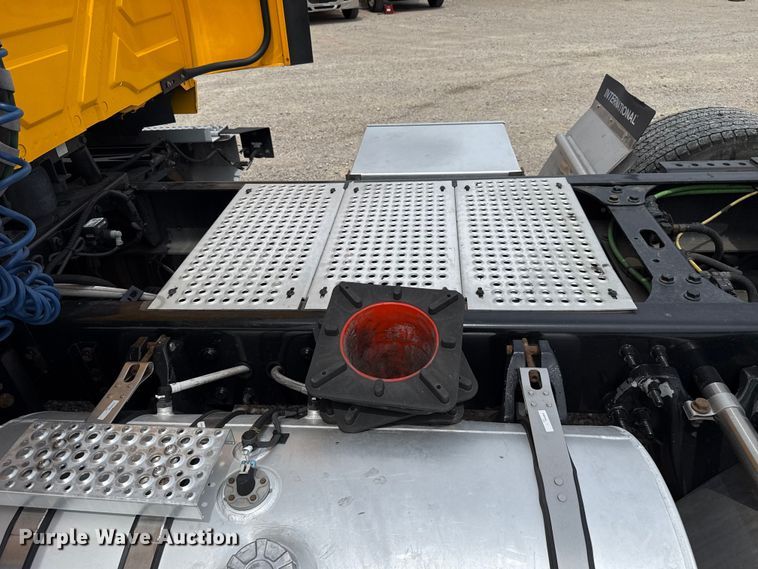 image for item ET6369 2023 International LT625 semi truck