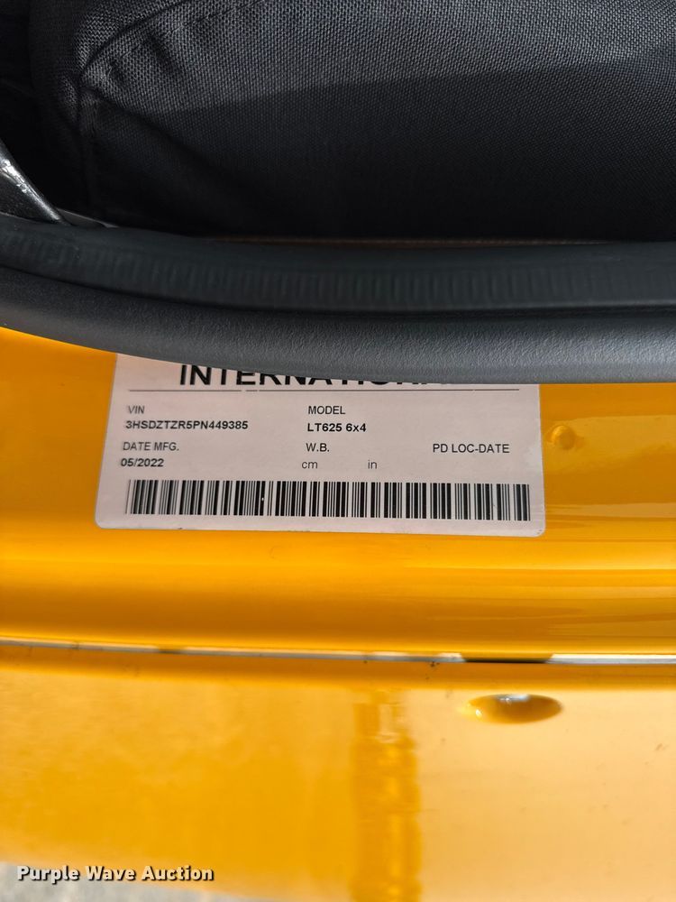 image for item ET6369 2023 International LT625 semi truck