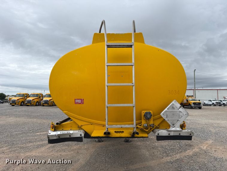 image for item ET6370 2012 Beall BAST-97-3-DC tank trailer